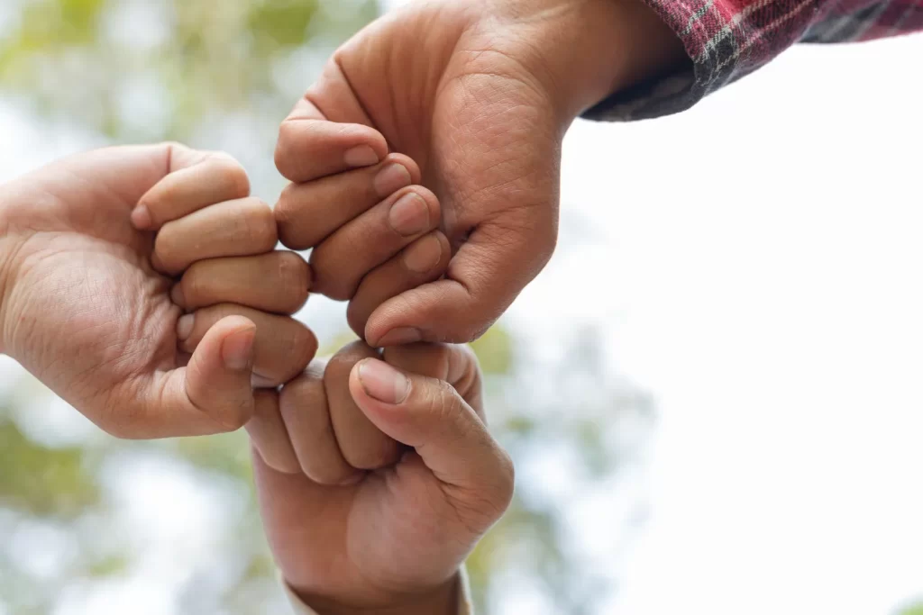Supporting hands
